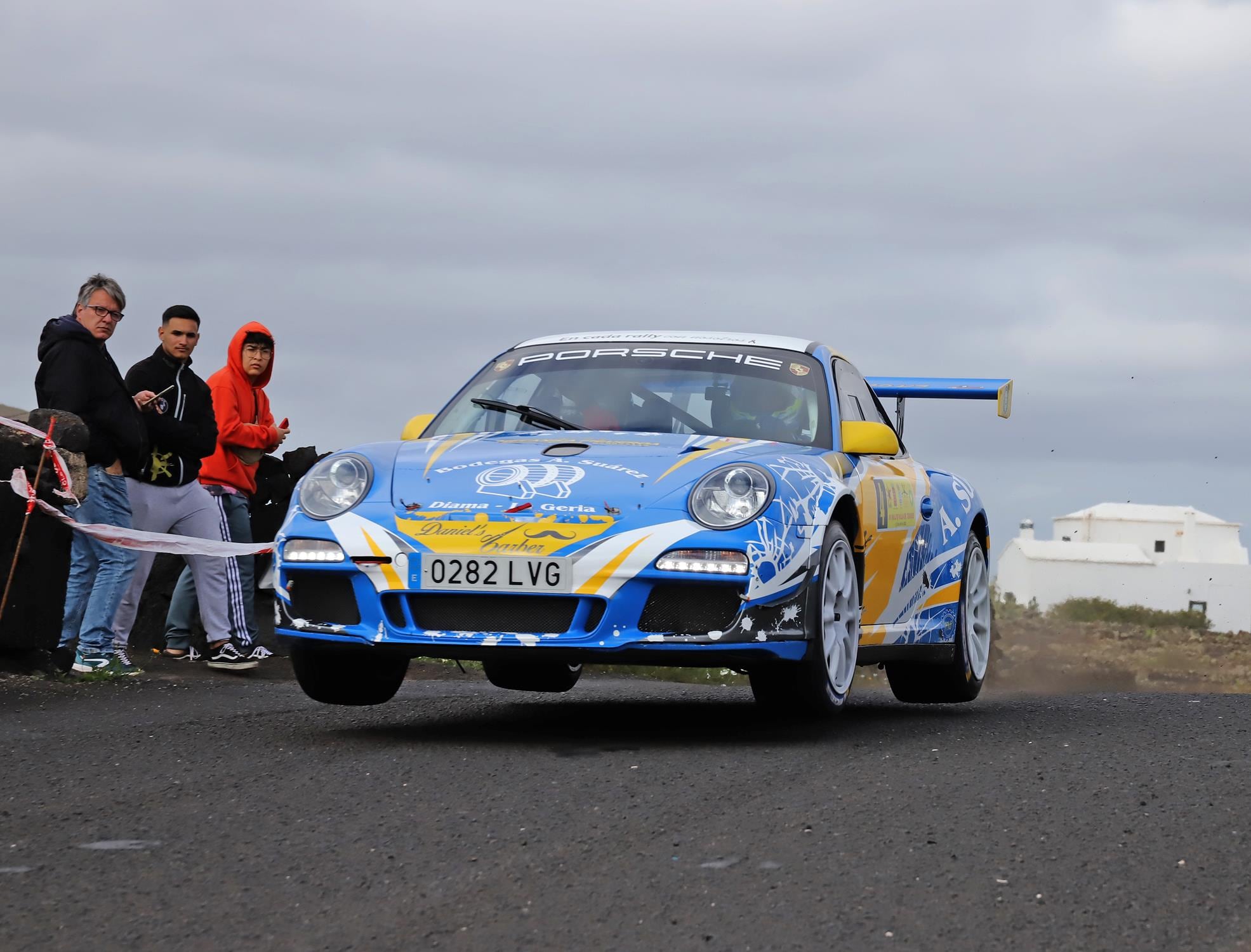 Toñíon Suárez y Jorge Cedrés en plena carrera.