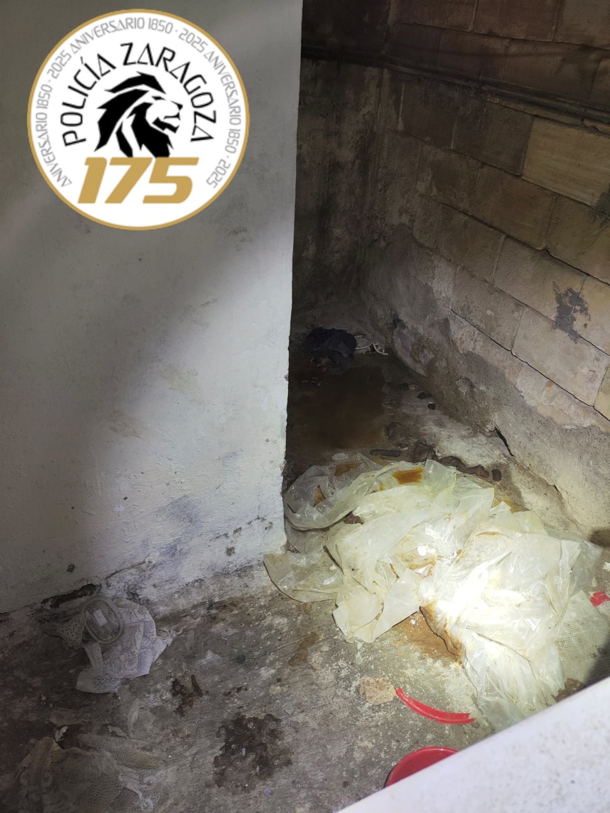 Espacio donde vivían los robos en condiciones insalubres