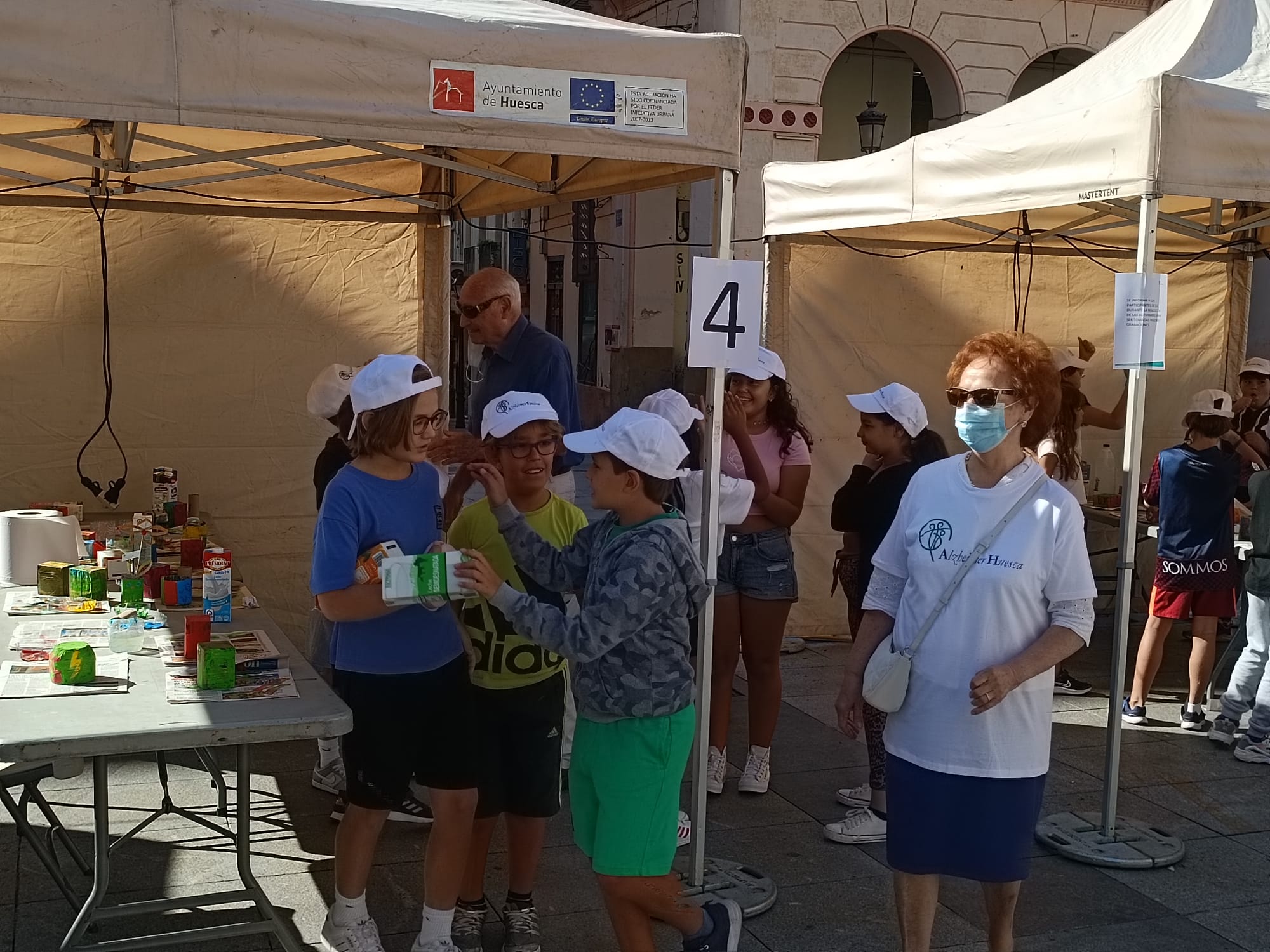 Huesca sale a la calle en busca de recursos contra el Alzhéimer