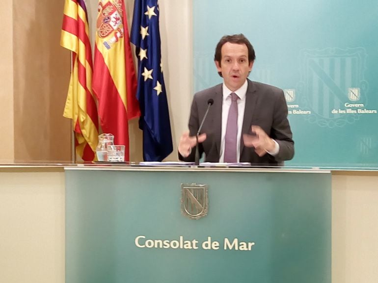 Marc Pons (Portavoz del Ejecutivo balear) en la rueda de prensa tras el Consell de Govern.