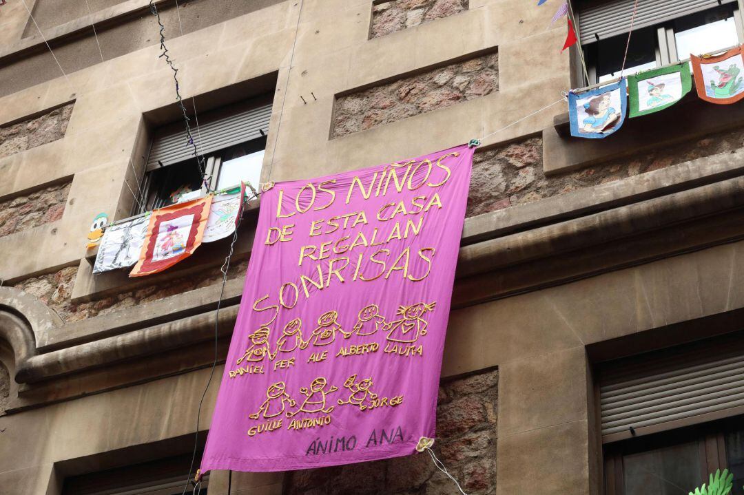 Los balcones de Salamanca también son protagonistas estos días.