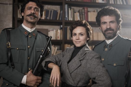 Nacho Fresneda (i), Aura Garrido (c) y Rodolfo Sancho (d) protagonizan &#039;El Ministerio del Tiempo&#039;