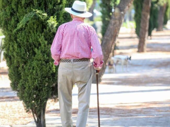 A la preocupación del impacto que la enfermedad está causando entre las personas mayores se suma el desconcierto por la situación de confinamiento que tienen que vivir.