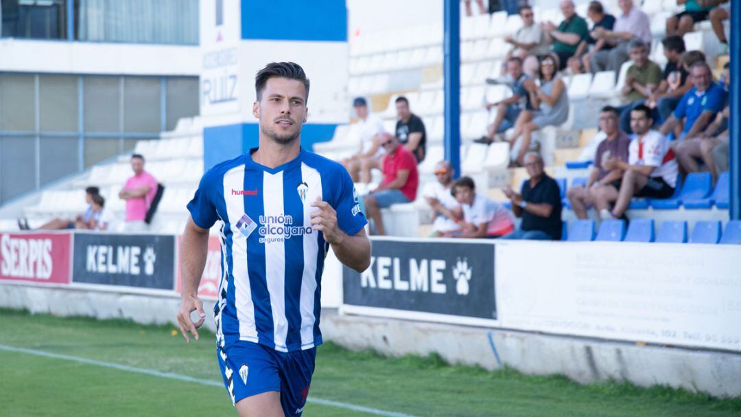 Pablo Carbonell es jugador del Alcoyano