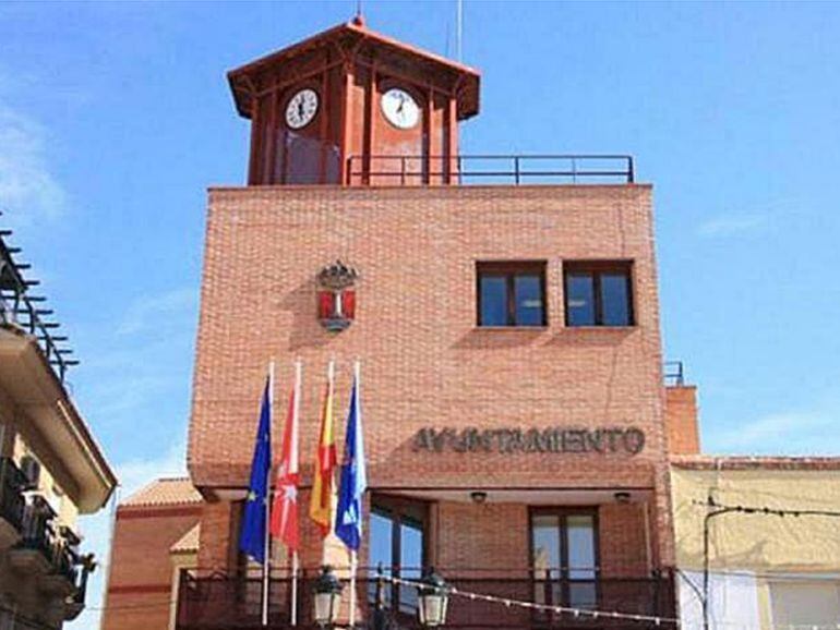 Fachada del Ayuntamiento de Humanes de Madrid