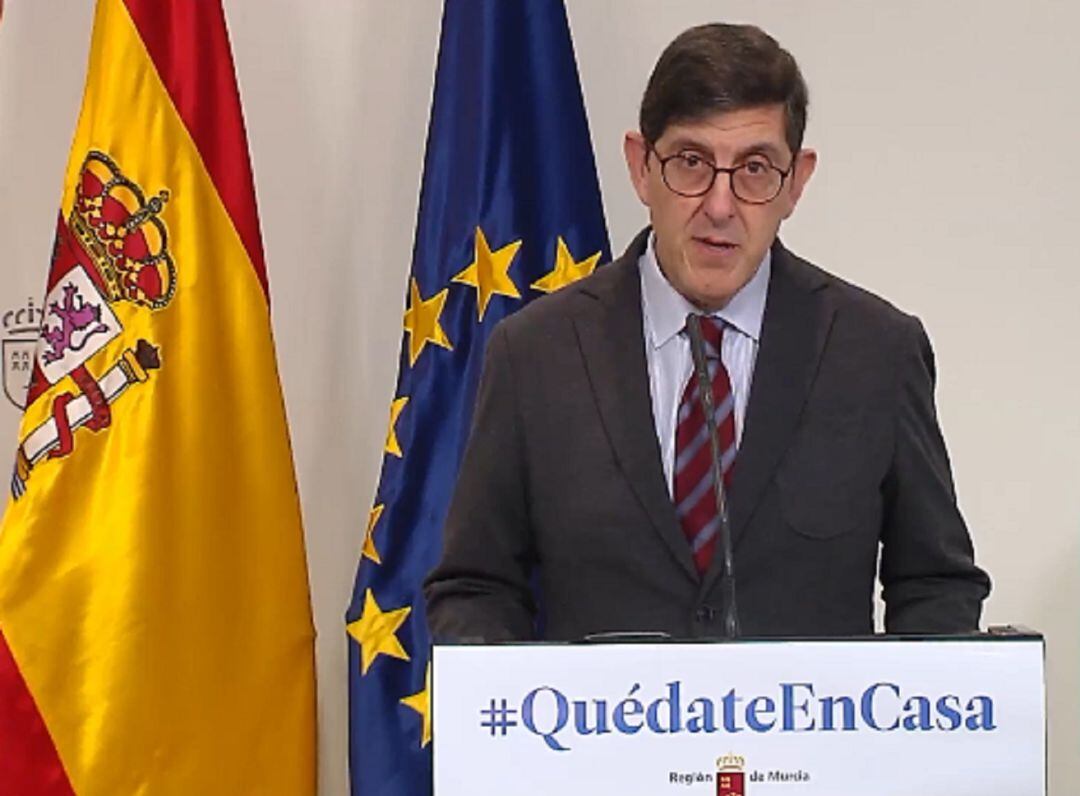 Se contempla convertir las 200 camas de las unidades de reanimación de los hospitales, o habilitar los quirófanos para albergar camas de UCI.