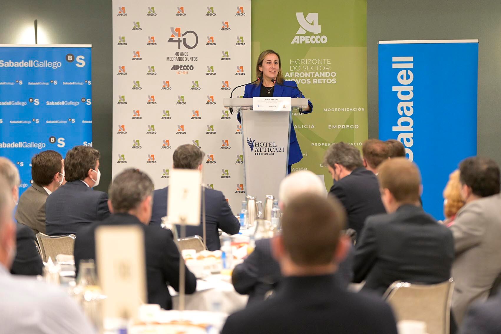 A Coruña
A conselleira de Infraestruturas e Mobilidade, Ethel Vázquez, xunto co delegado territorial da Xunta na Coruña, Gonzalo Trenor, participarn nun almorzo informativo organizado pola Asociación Provincial de Empresarios da Construción da Coruña, APECCO, baixo o título ‘Horizonte do sector: afrontando novos retos’.
19/04/2022
Foto: Moncho Fuentes / AGN A Coruña