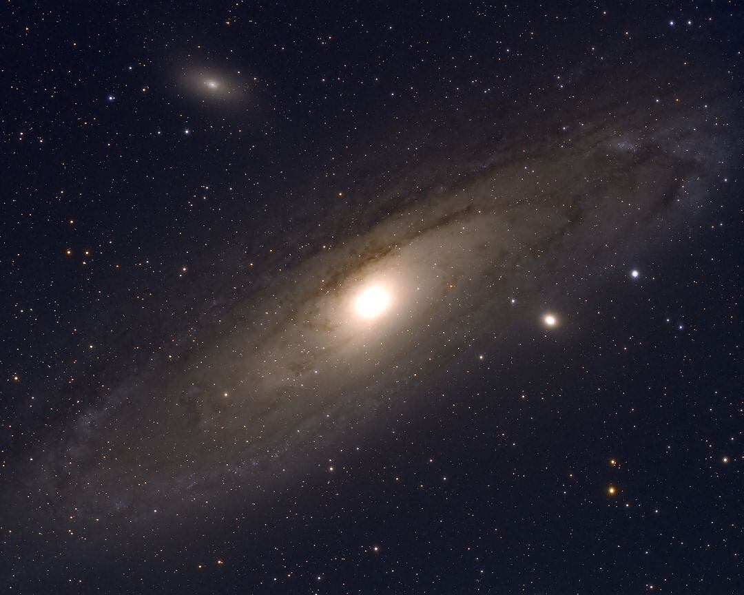 Galaxia M31 vista con un Telescopio refractor 65mm 460mm focal