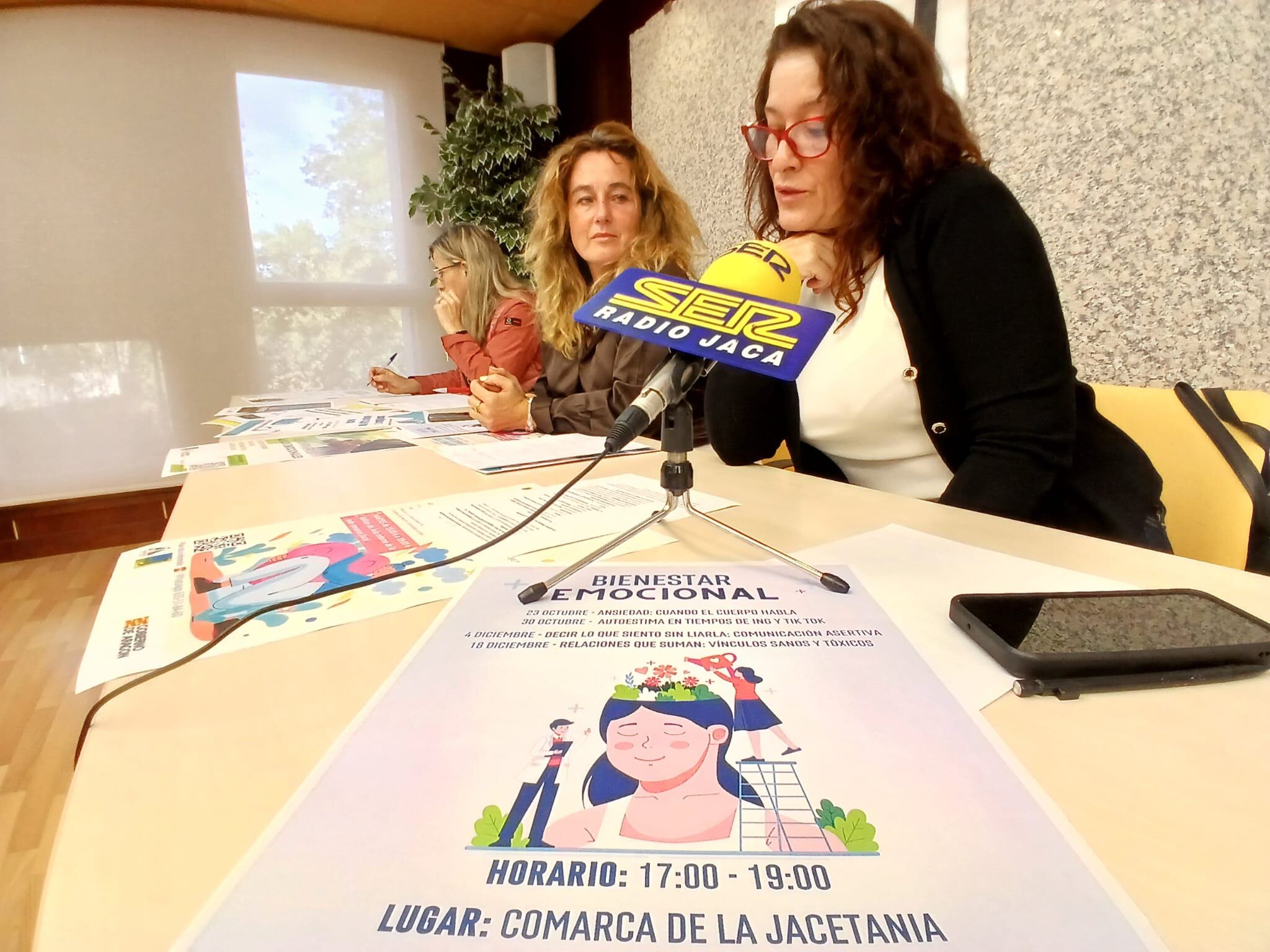 El estrés, la ansiedad, la soledad u otros problemas de misma índole son tratados por medio de dinámicas individuales y grupales.