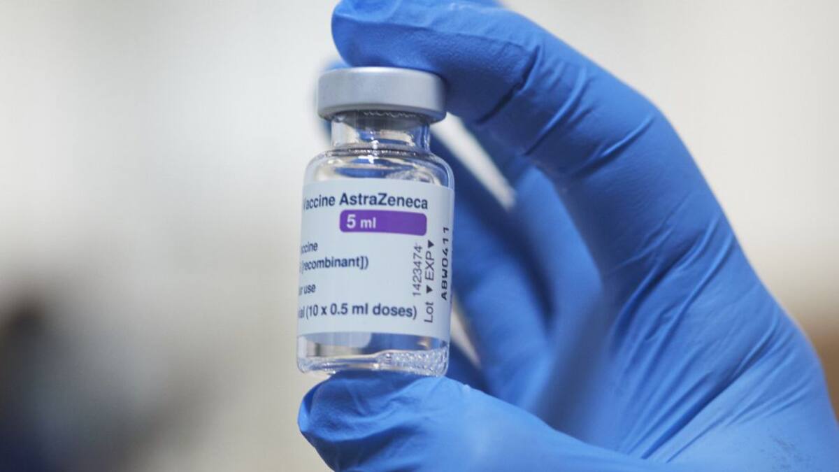 Las situaciones que son más probables que sufrir un trombo con la vacuna de AstraZeneca