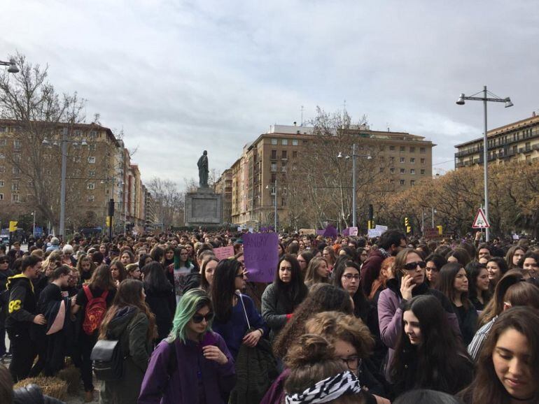 Comienzo de la manifestación estudiantil en la Plaza de San Francisco