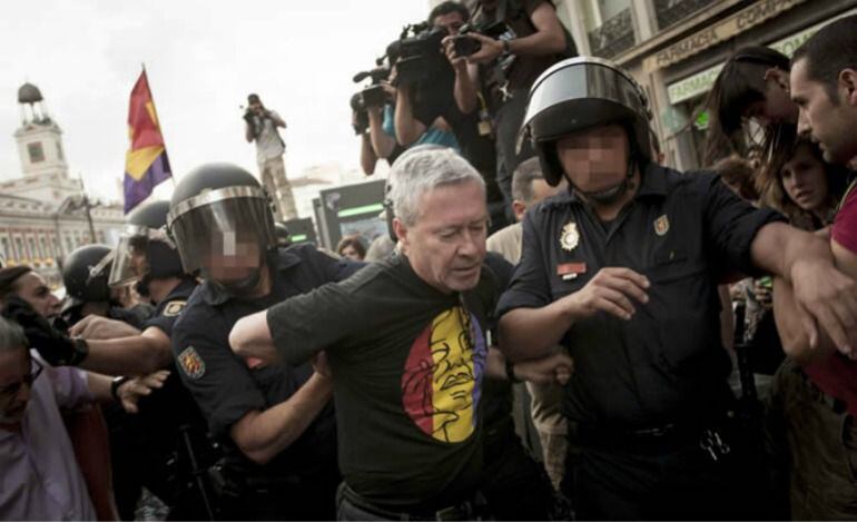 Jorge Vestrynge en el momento de ser detenido