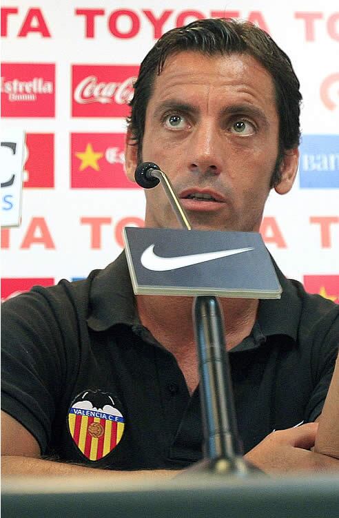 Sánchez Flores durante la rueda de prensa