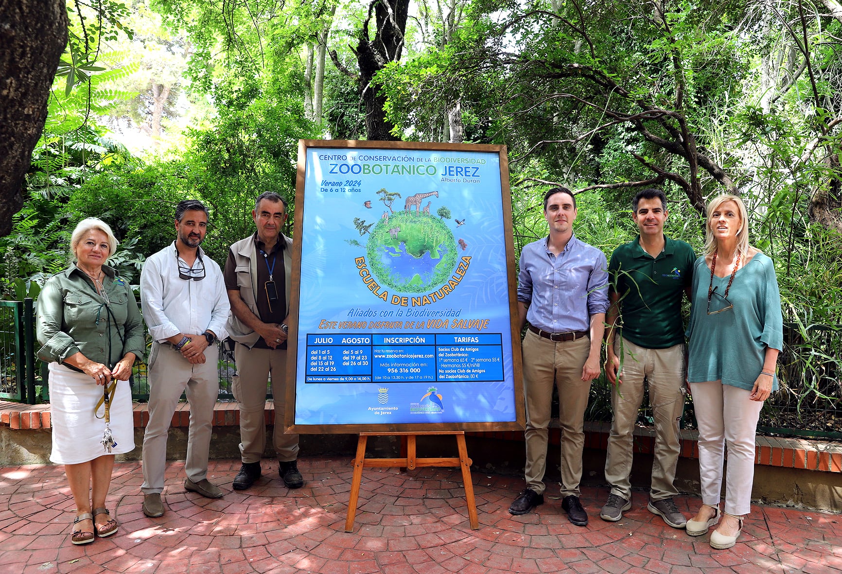 El Zoológico presenta, con la colaboración de Jaime Espinar como representante del Ayuntamiento,  la primera Escuela de Verano para niños y niñas de entre 6 y 12 años.