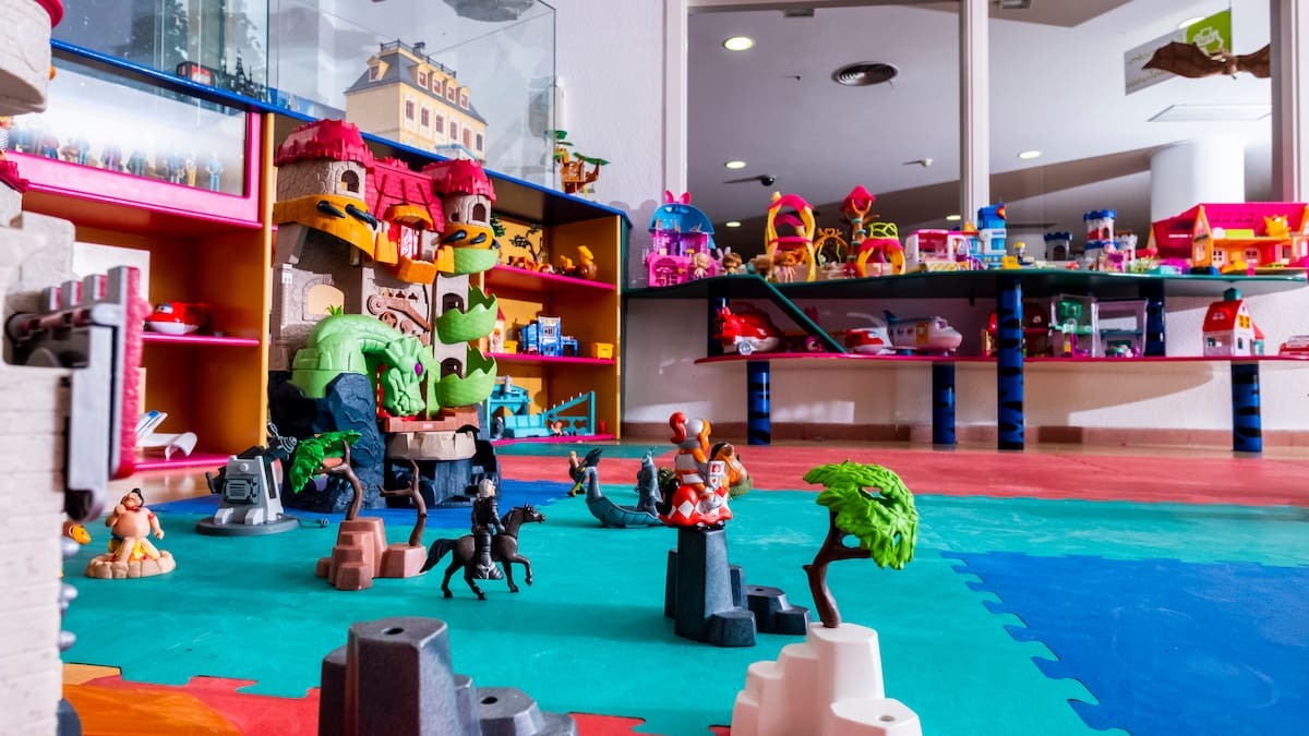 El Consell respalda a la industria del juguete de la Comunitat Valenciana ante los riesgos de determinadas plataformas de venta online