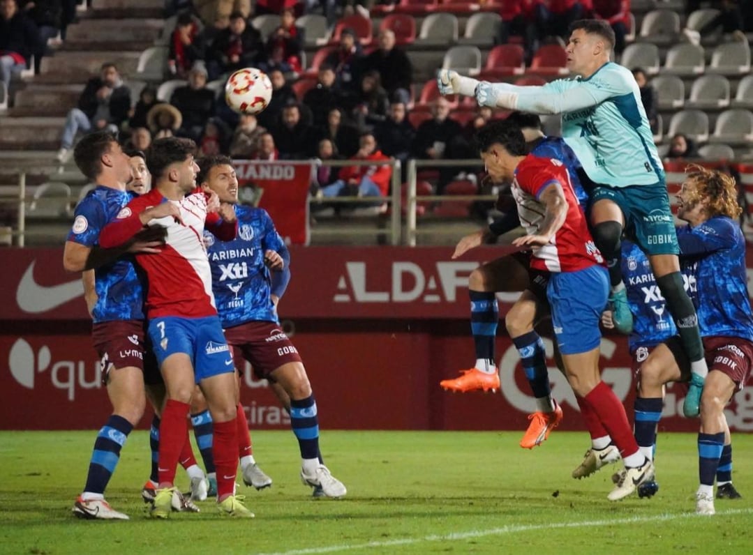 Lance del juego del Yeclano Deportivo en Algeciras