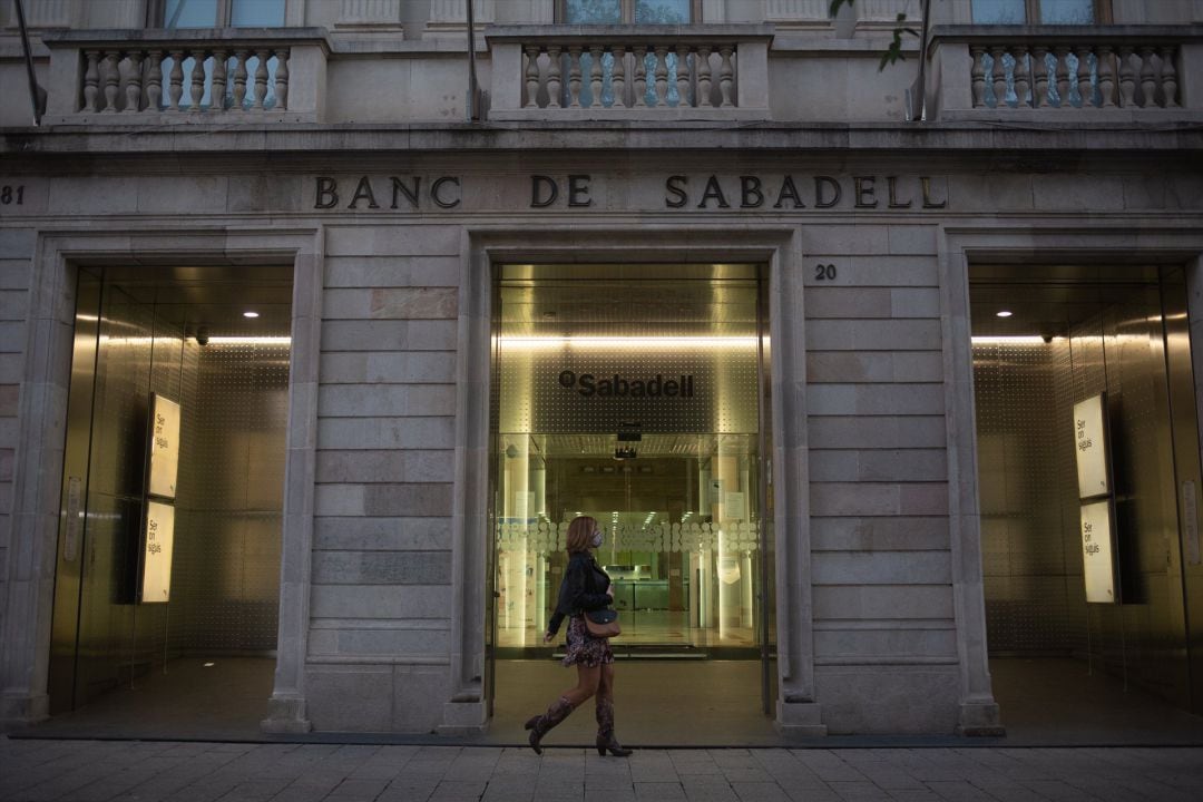 Sede histórica del Banc Sabadell en Sabadell, Barcelona.