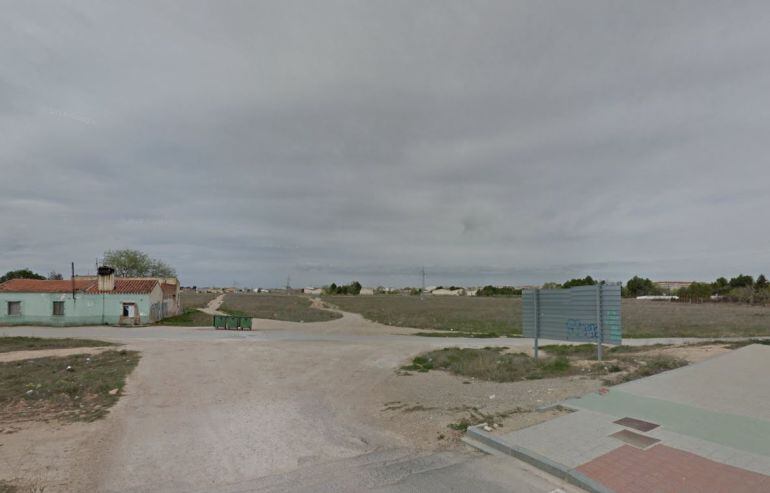 Terrenos cercanos al Jardín Botánico por donde pasará el enlace con la autovía de los Llanos