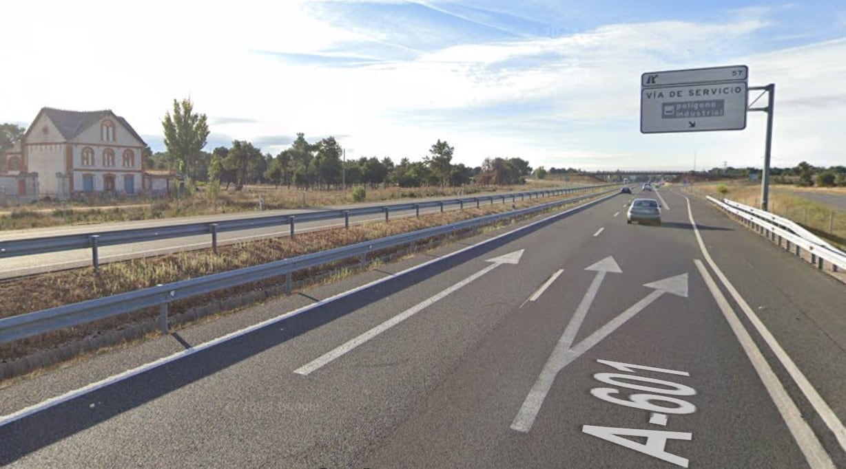 Salida de la Autovía de Pinares para llegar a los corrales del rio Cega en los encierros de Cuéllar