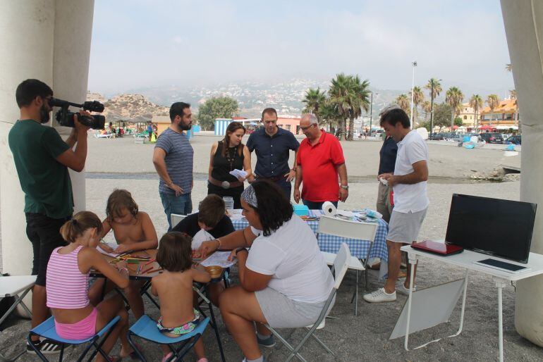 Los talleres incluyen actividades para los niños