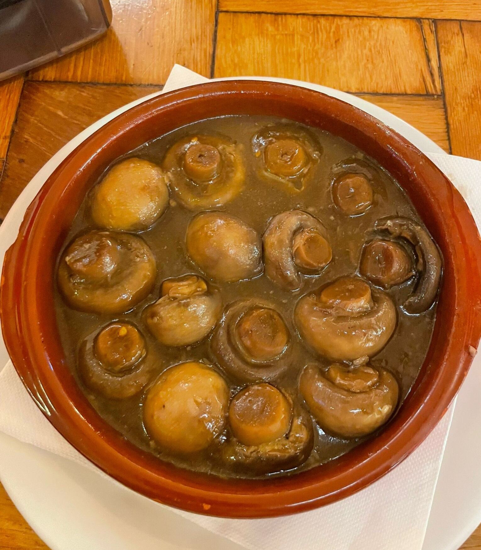 Champis en salsa del "Bossa" de Eibar