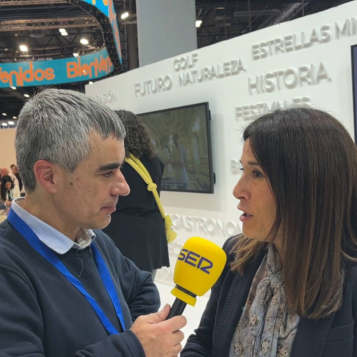 Lorena Zamorano: “Todos conocemos los edificios modernistas, pero ahora queremos que se sepa cómo era la sociedad a inicios del siglo XX en Alcoy como si fuésemos uno más en aquella época”