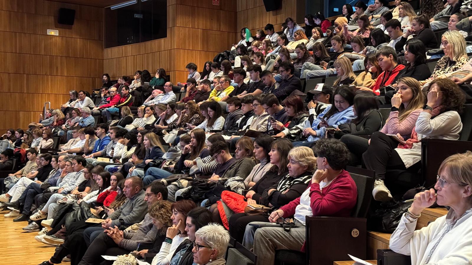 El SIE llenaba el Palacio de Congresos