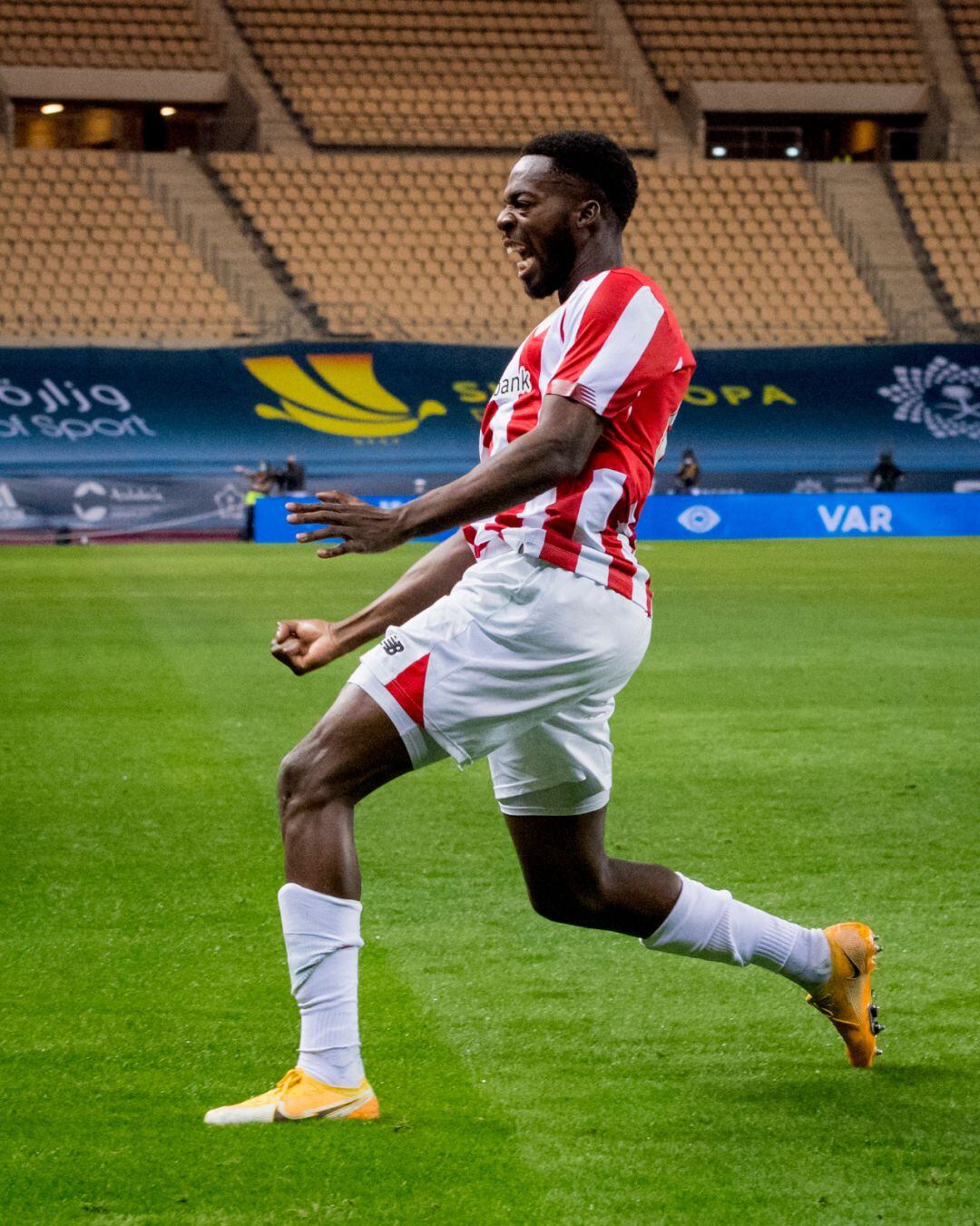 Williams celebra el 3-2 que le daba la victoria al Athletic en la Supercopa