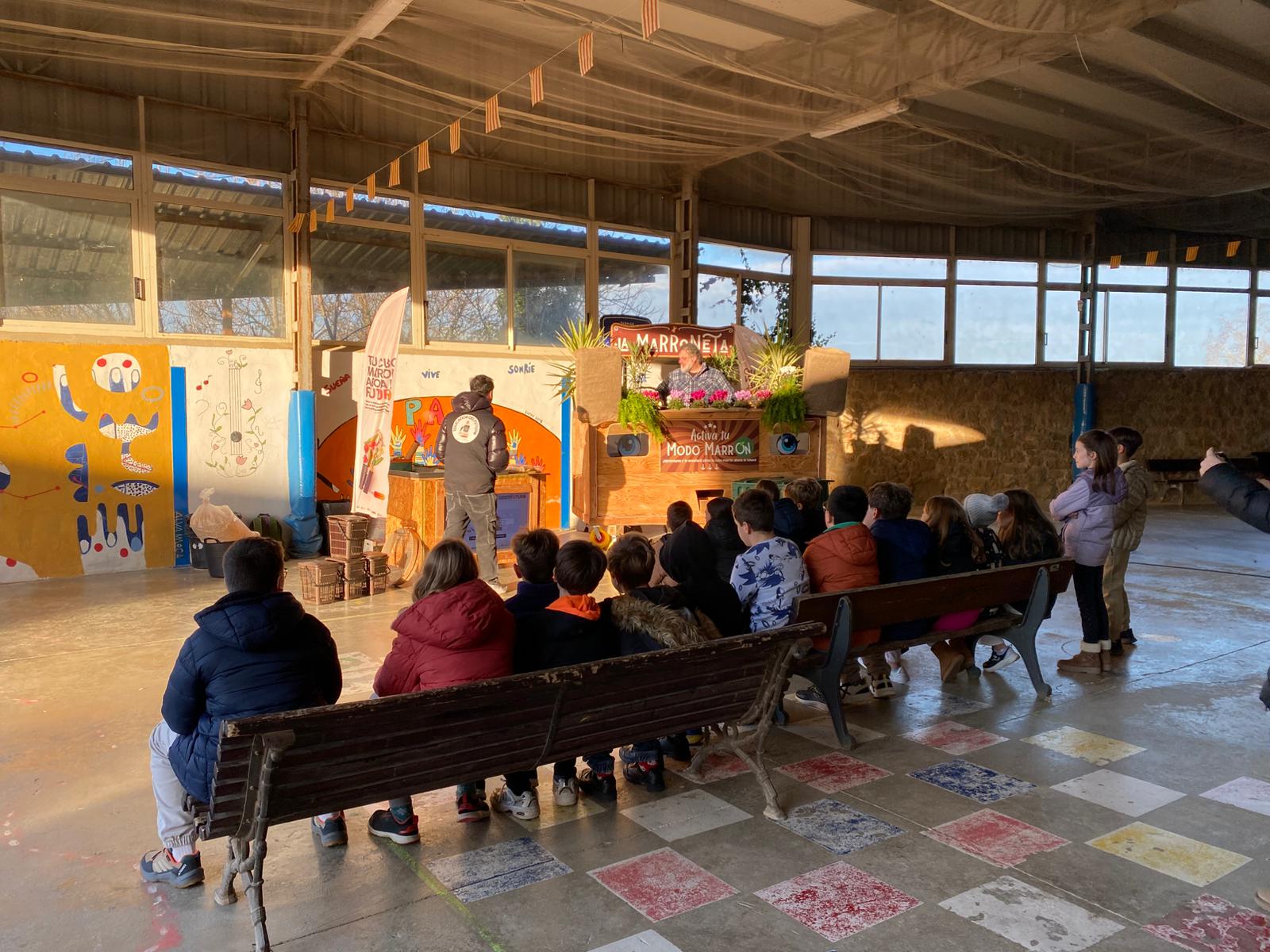 La Marroneta llega los colegios de la Hoya de Huesca