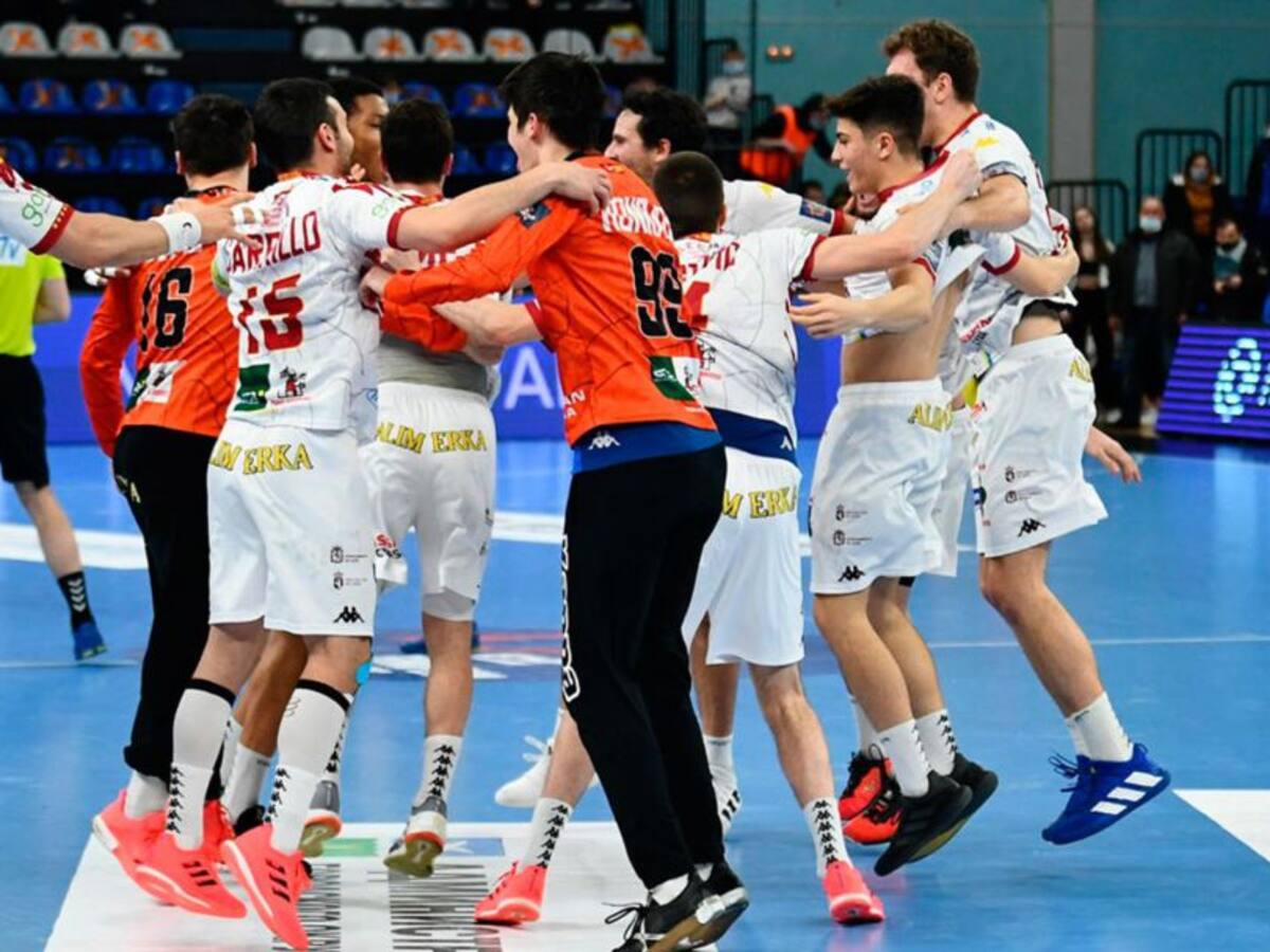 El ABANCA Ademar da otra lección en Europa