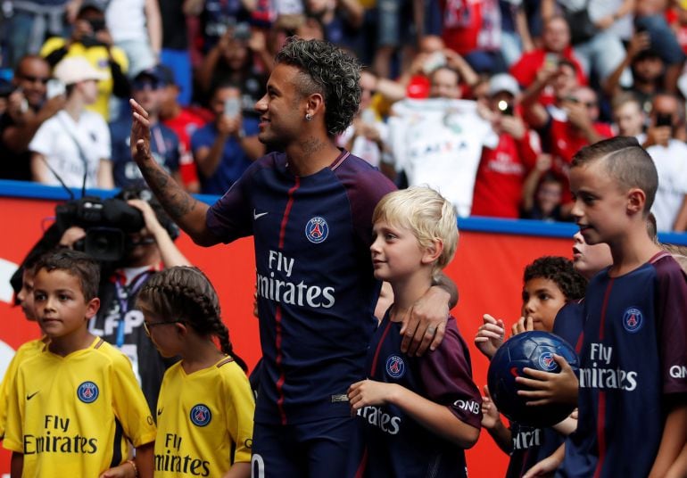 Neymar durante su presentación