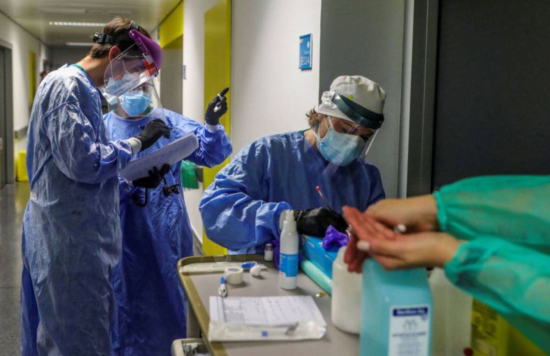 Imagen de archivo de personal sanitario