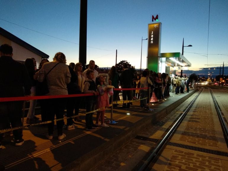 Parada del metro de Granada