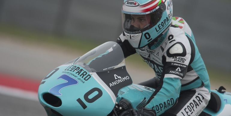 AUSTIN, TX - APRIL 11: Efren Vazquez of Spain and Leopard Racing heads down a straight during the MotoGp Red Bull U.S. Grand Prix of The Americas - Qualifying at Circuit of The Americas on April 11, 2015 in Austin, Texas. (Photo by Mirco Lazzari gp/Bongarts/Getty Images)