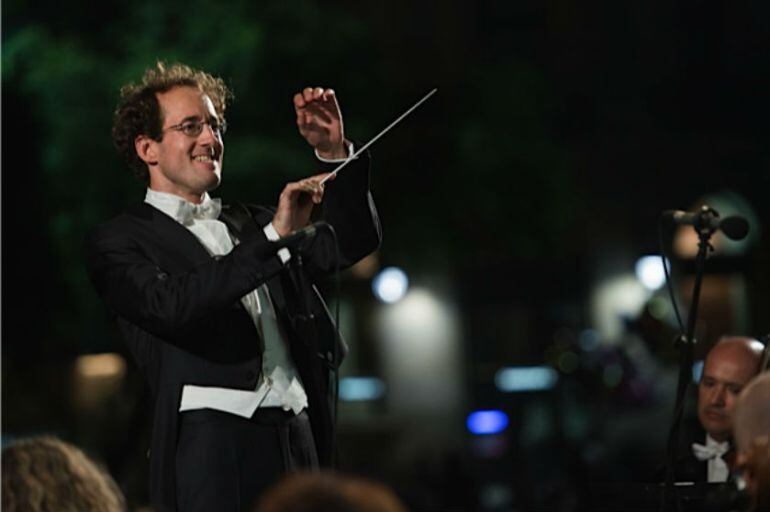 El Maestro González, en concierto, con la Barcelona Symphony