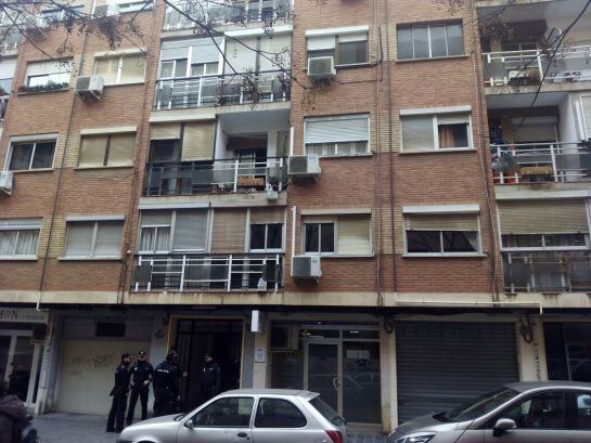 La víctima, de 38 años, ha sido hallada muerta en su casa, el agresor, su pareja, de 47 años, ha sido detenido