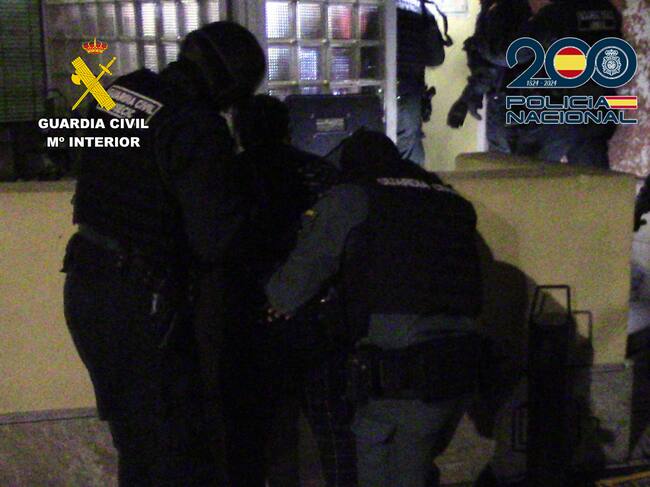 Macro operación policial contra la banda de 'El Karateca'