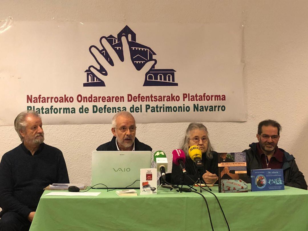 Portavoces de la Plataforma de Defensa del Patrimonio Navarro