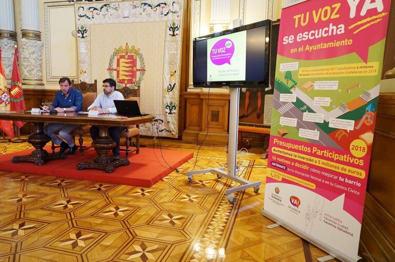 El alcalde y el concejal Alberto Bustos presentan los proyectos de los presupuestos participativos