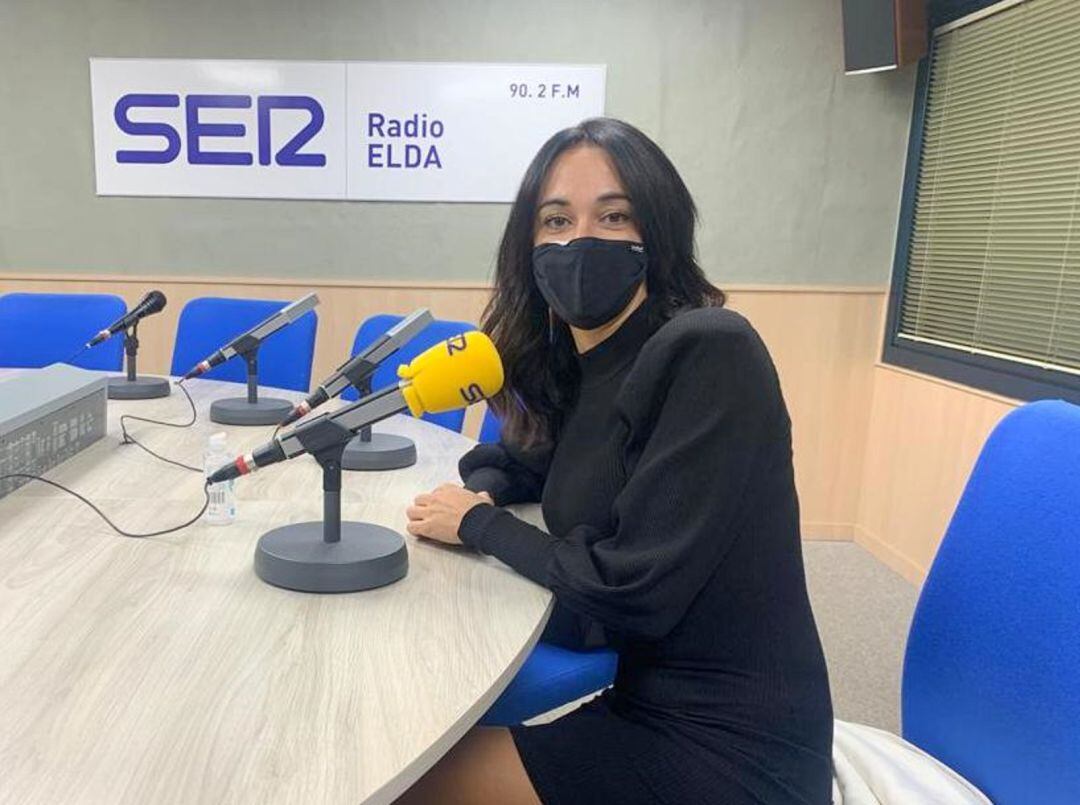 Celia Carbonell, abogada eldense en Radio Elda Cadena SER