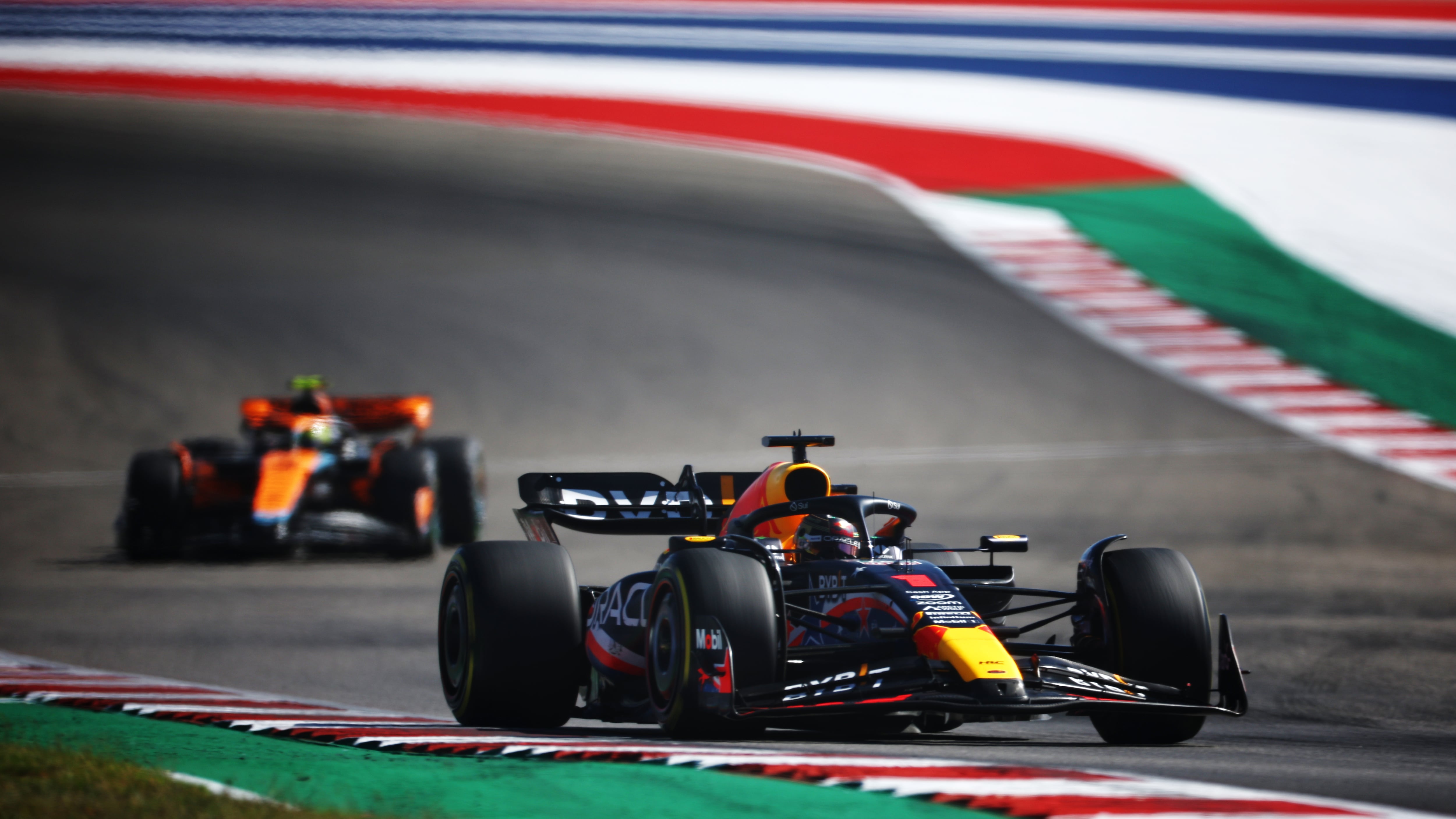 Max Verstappen lidera el GP de EEUU por delante del segundo clasificiado, Lando Norris