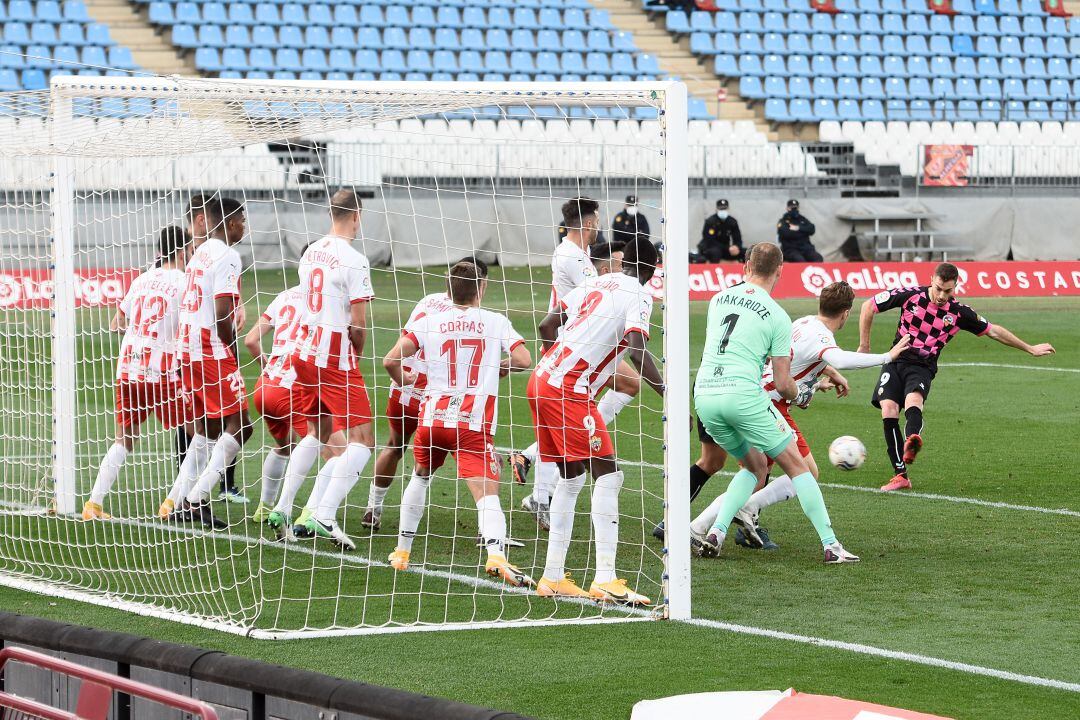 Este gol del Sabadell no debió subir al marcador. Fue el 2-2.