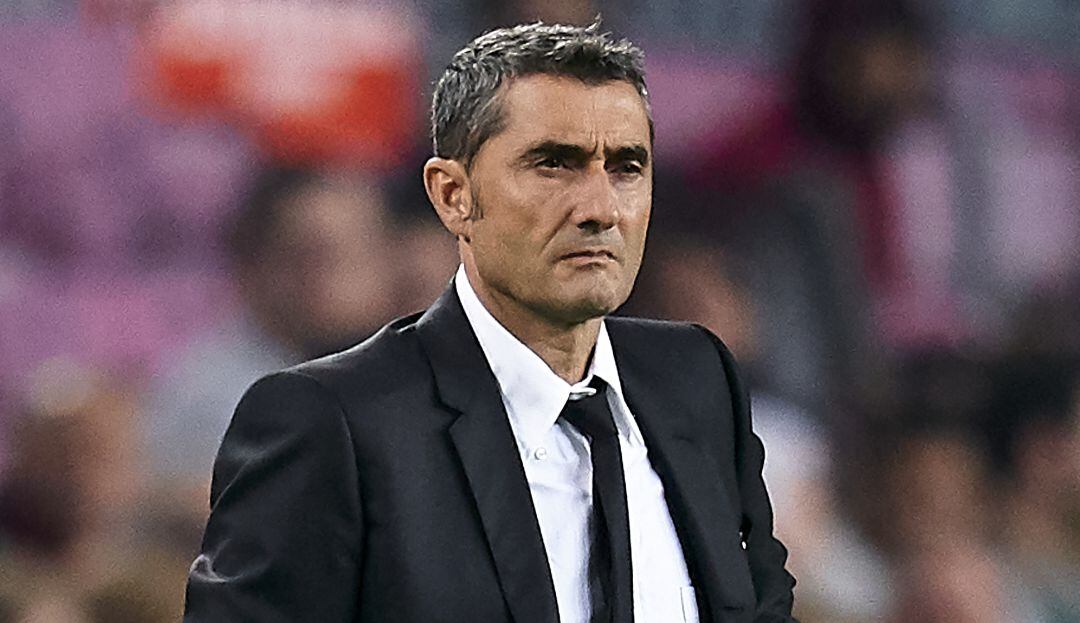 Ernesto Valverde, durante un partido reciente con el Barcelona