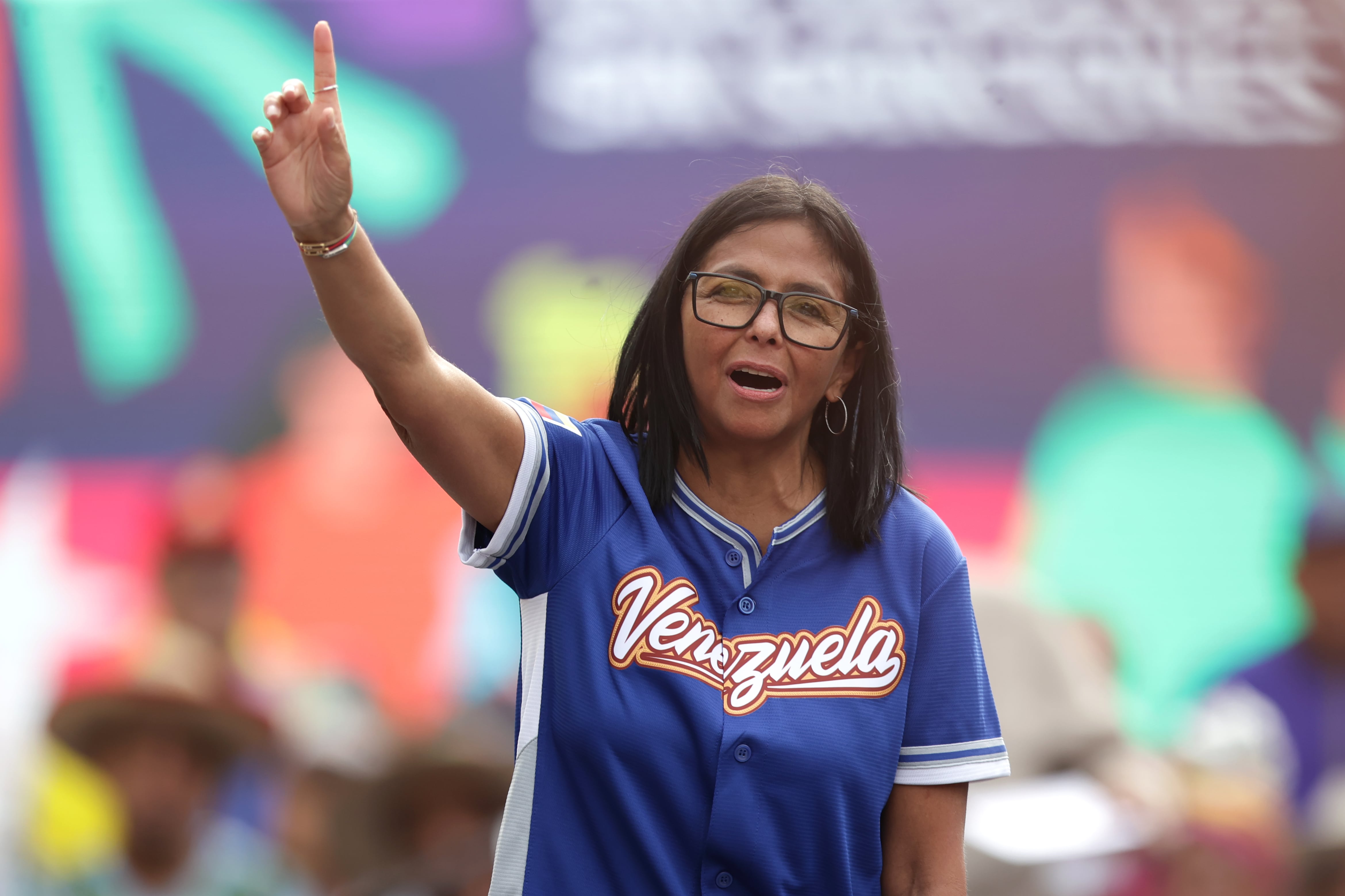 La presidenta encargada de Venezuela, Delcy Rodríguez, asiste a un evento en Caracas (Venezuela).