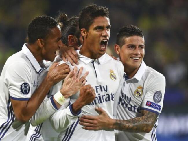 Varane celebra el segundo gol del Real Madrid.