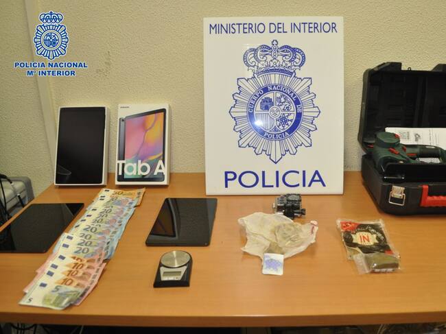 Material incautado en la operación anti droga desarrollada en Palencia