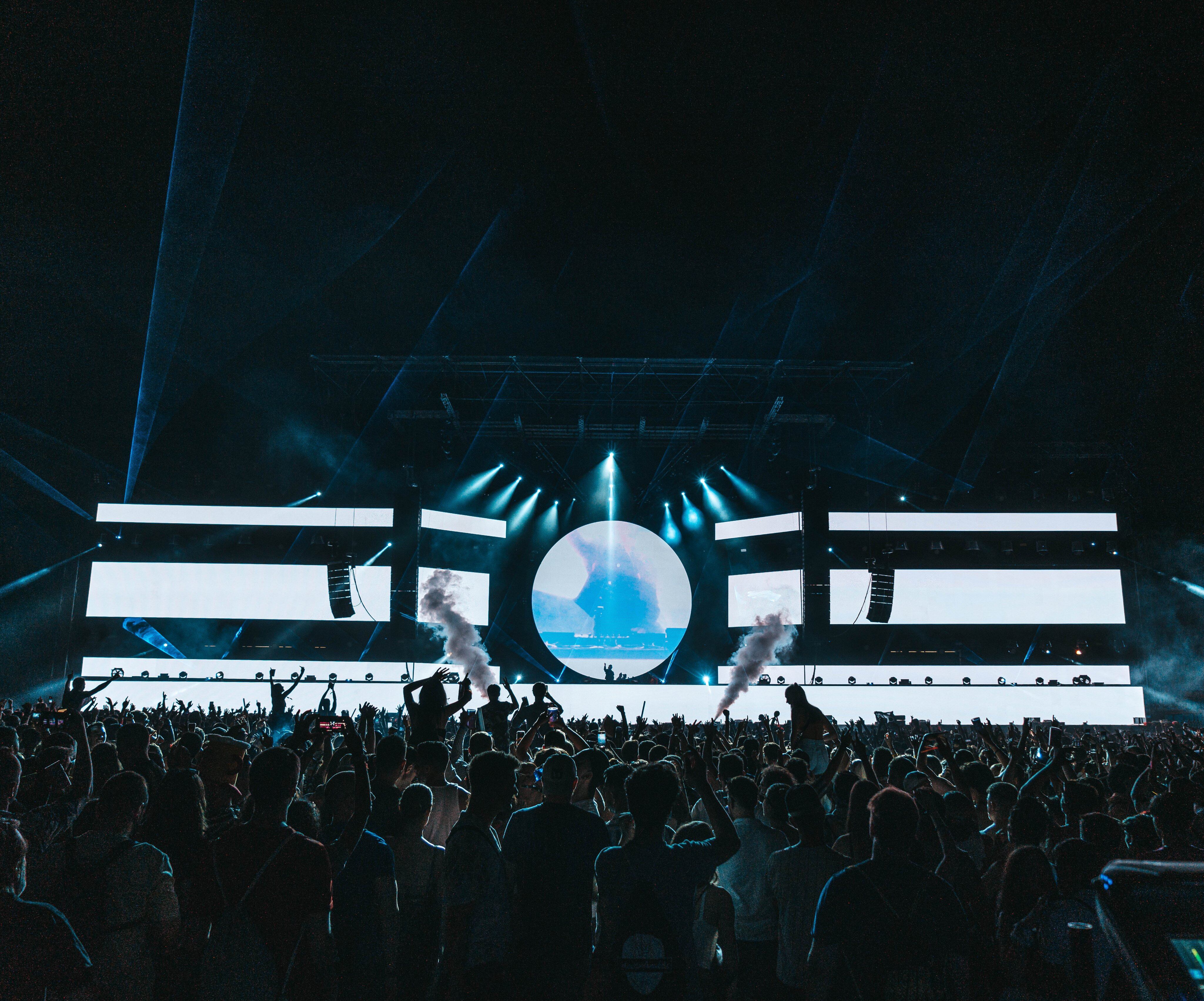 Actuación en el Barcelona Beach Festival.