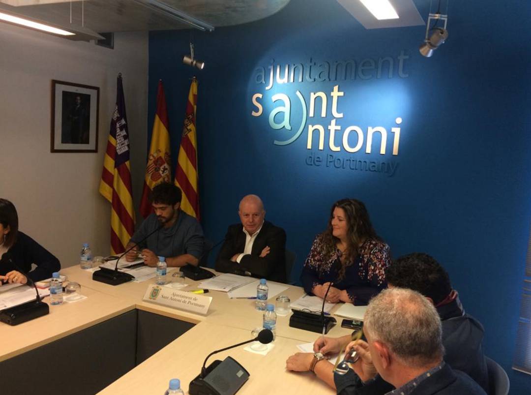 Imagen del pleno de hoy del Ayuntamiento de Sant Antoni