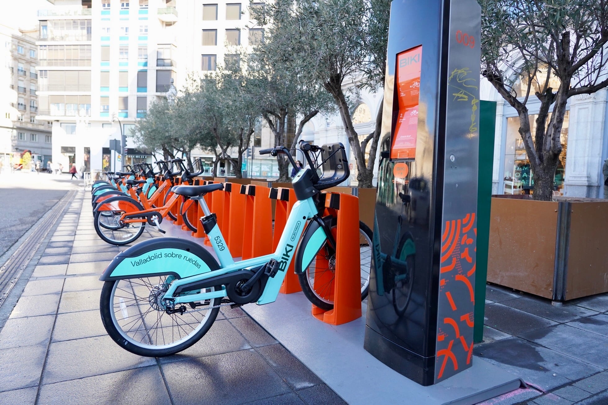 Presentación del nuevo servicio de alquiler público de bicicletas BIKI