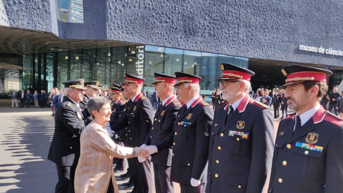 La Policia Nacional prova de refer ponts amb els Mossos a pocs dies de la sentència